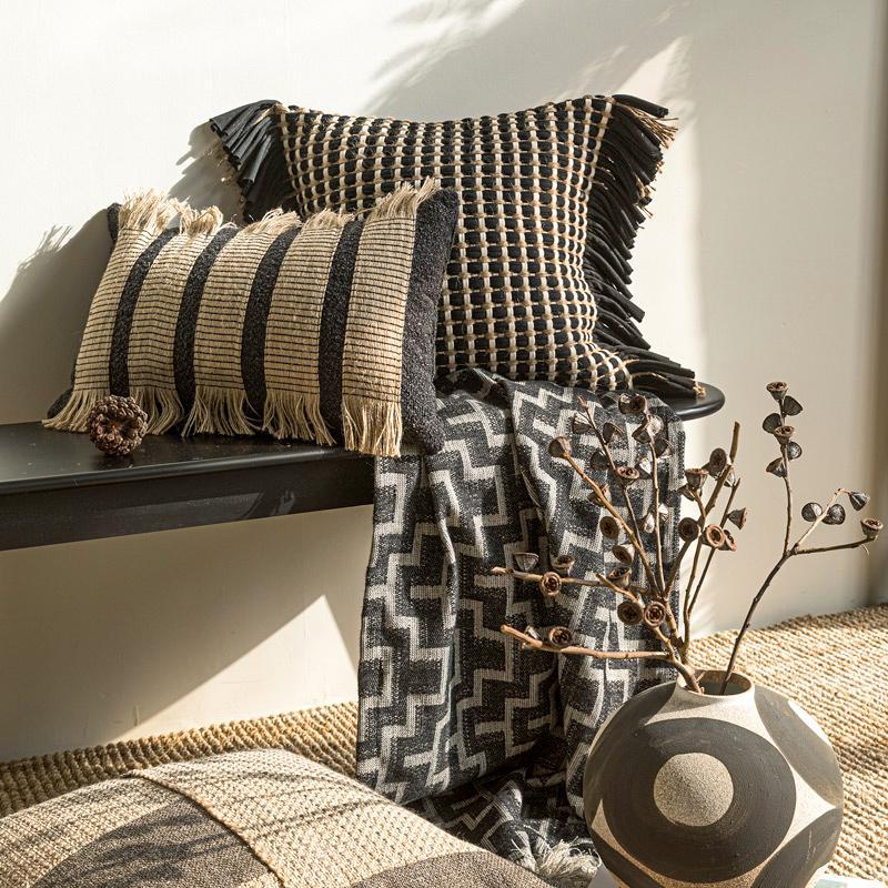 Premium Thick Woven Cushion Co - Textured Throw Natural recension och pris