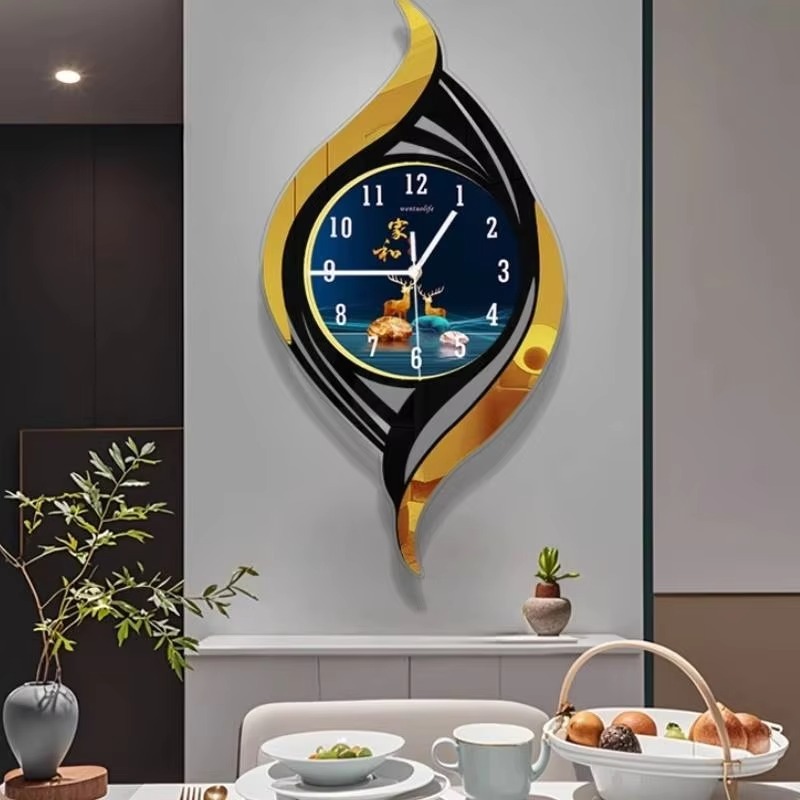 Unique Youth Roo Wall Clock Ze - Interior Design Zen recension och pris