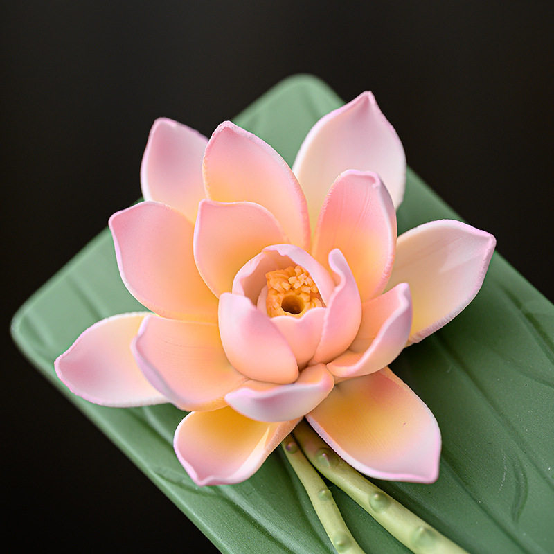 CZ ceramic handmade lotus thre - Interior Design Zen recension och pris