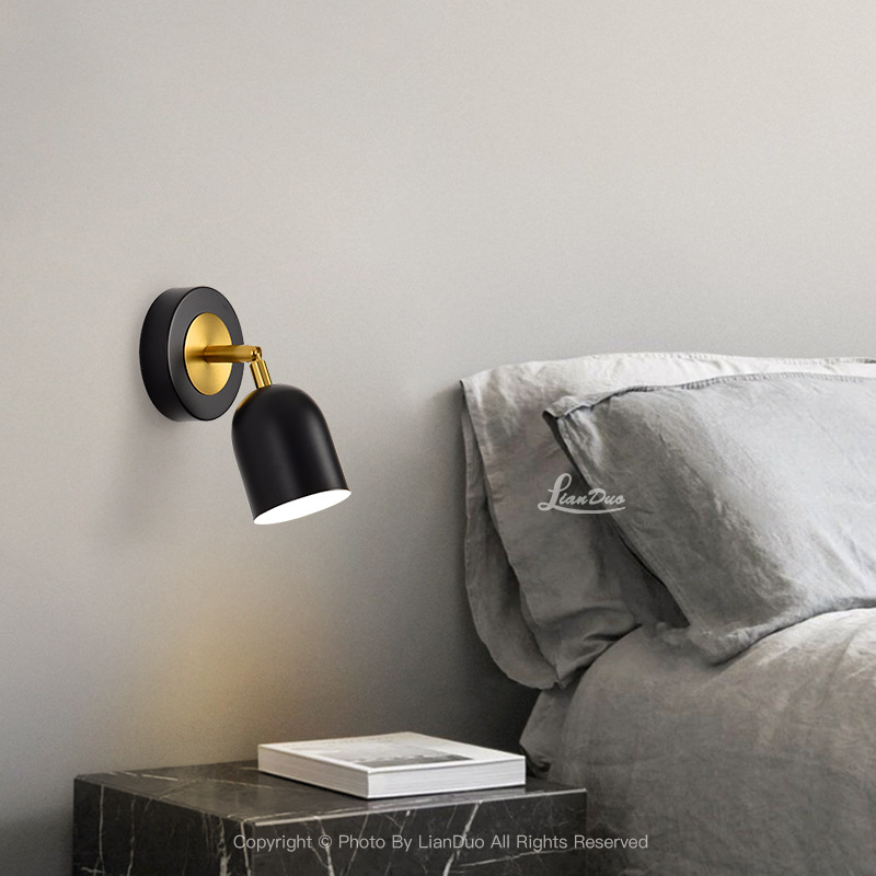 Modern Rotating LED Wall Lamp  - Interior Design Years Of Study recension och pris