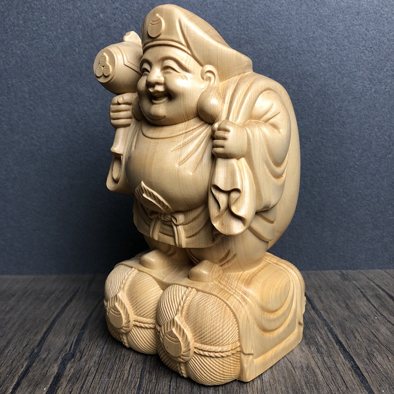 Hand Carved Hinoki Wood Daikok - Interior Design Japan recension och pris